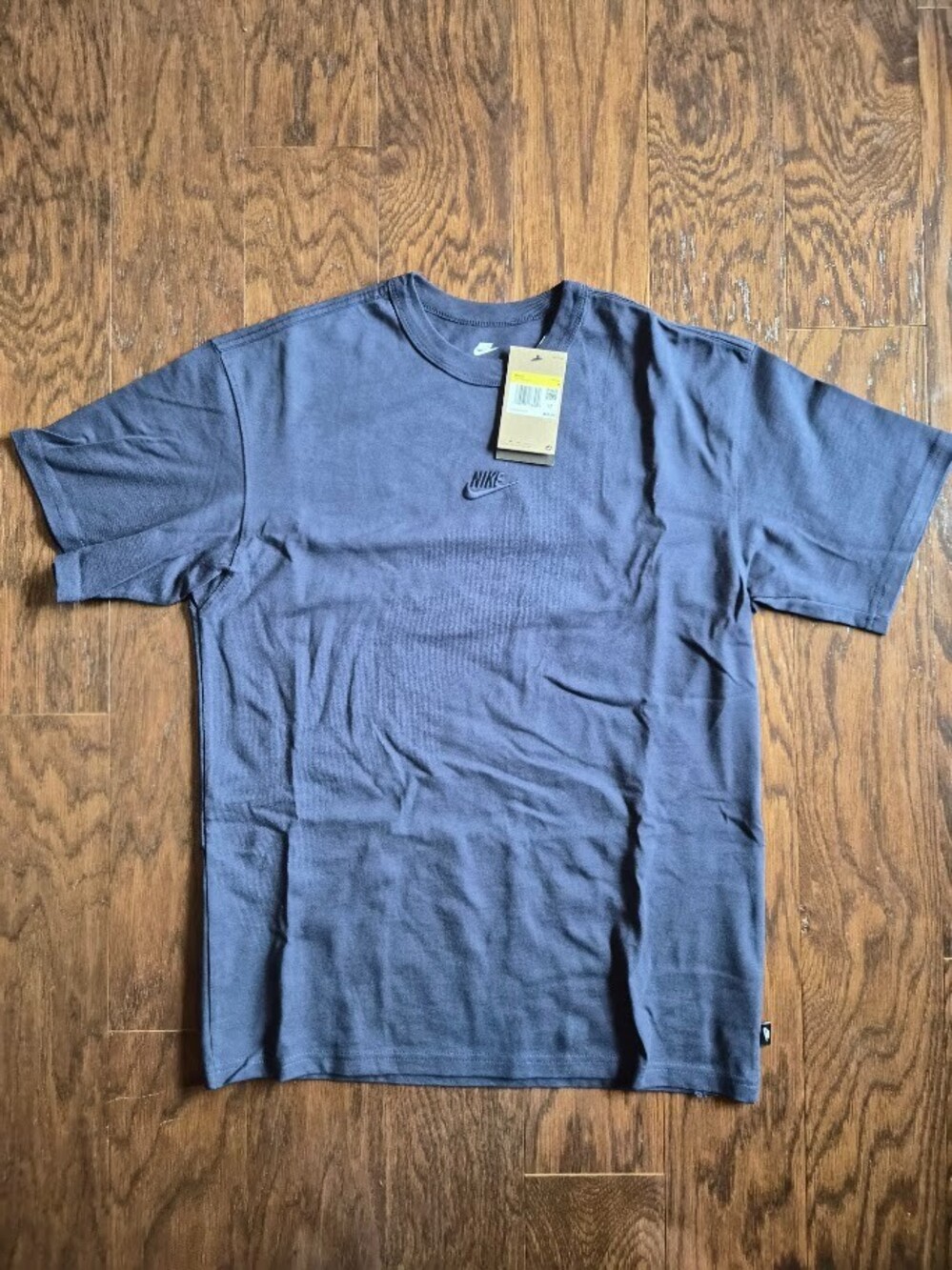 Nike Max90 Premium Essentials T-Shirt Mens Small Blue NWT DO7392-451